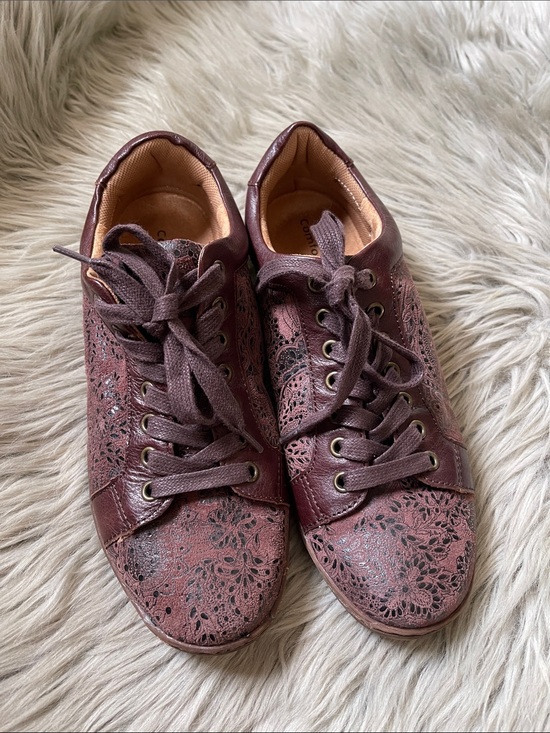 Comfortiva Shoes - Comfortiva Women's Lace-Pattern Wine Sneakers